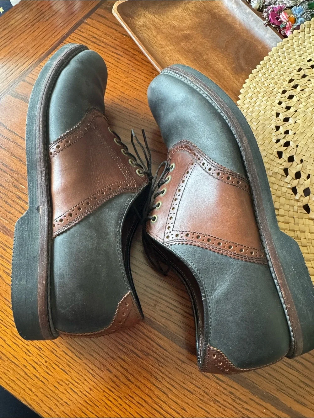 L.L. Bean Two-toned Brown Black Leather Suede Saddle Oxford Shoe Men’s 9 D USA